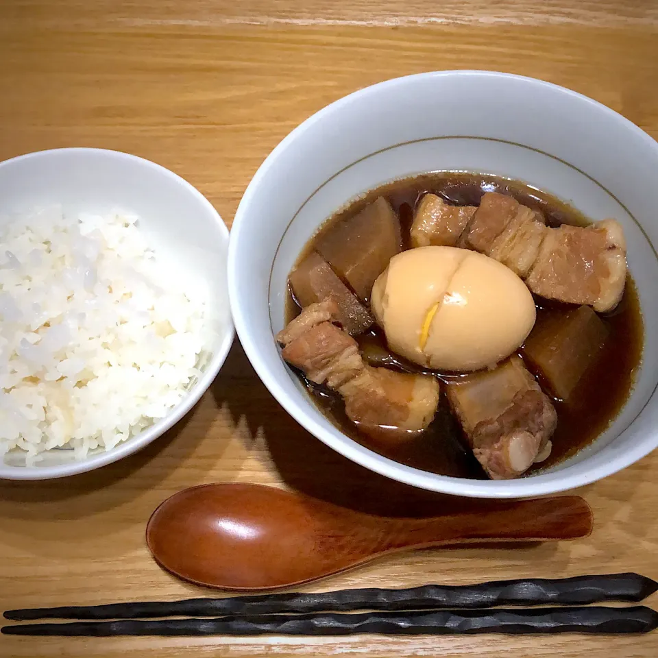 台湾🇹🇼風角煮ご飯🍖🍚|Jean Nobyさん