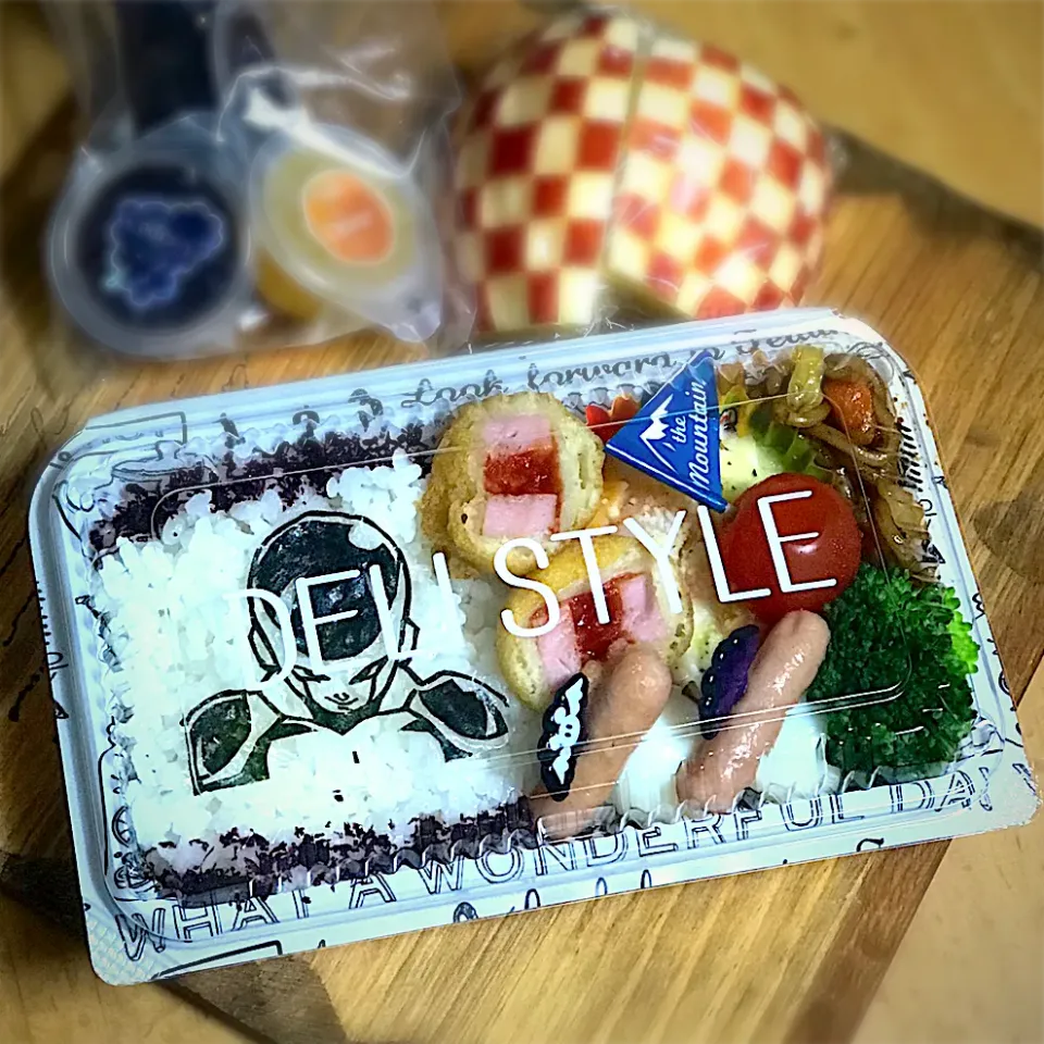 フリーザ弁当👦🏻|さくちんさん