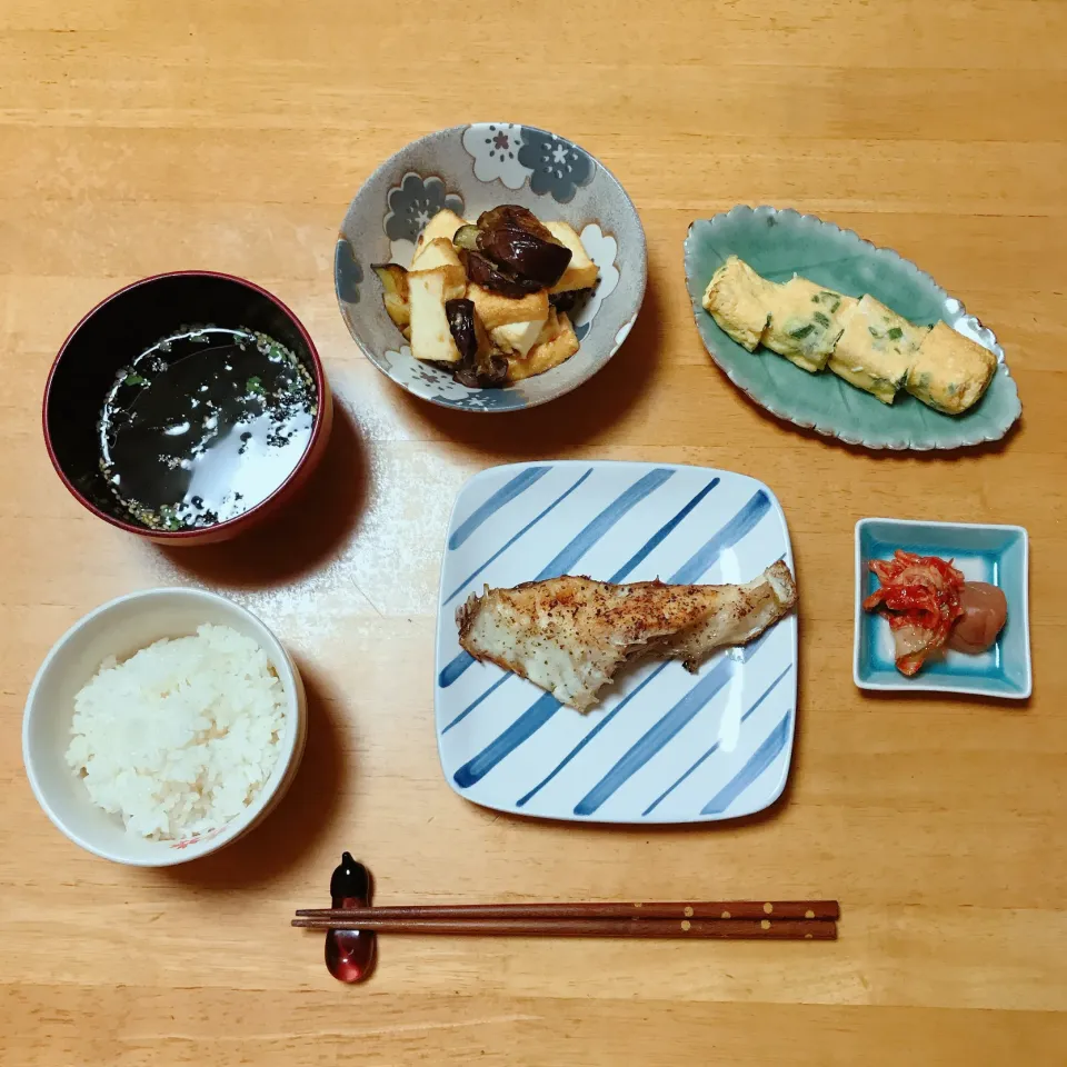 焼き魚　　茄子と厚揚げの味噌炒め|ちゃみこさん