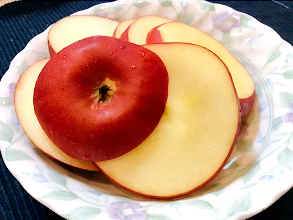 りんごの🍎輪切り😋|アライさんさん