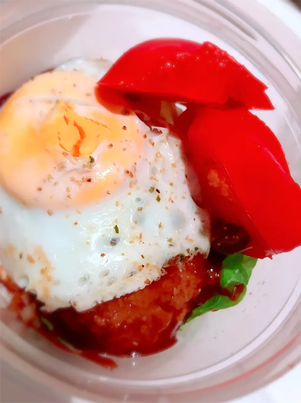 夕飯ハンバーグに目玉焼きで、ロコモコ弁当"(ﾉ*>∀<)ﾉ|舞さん