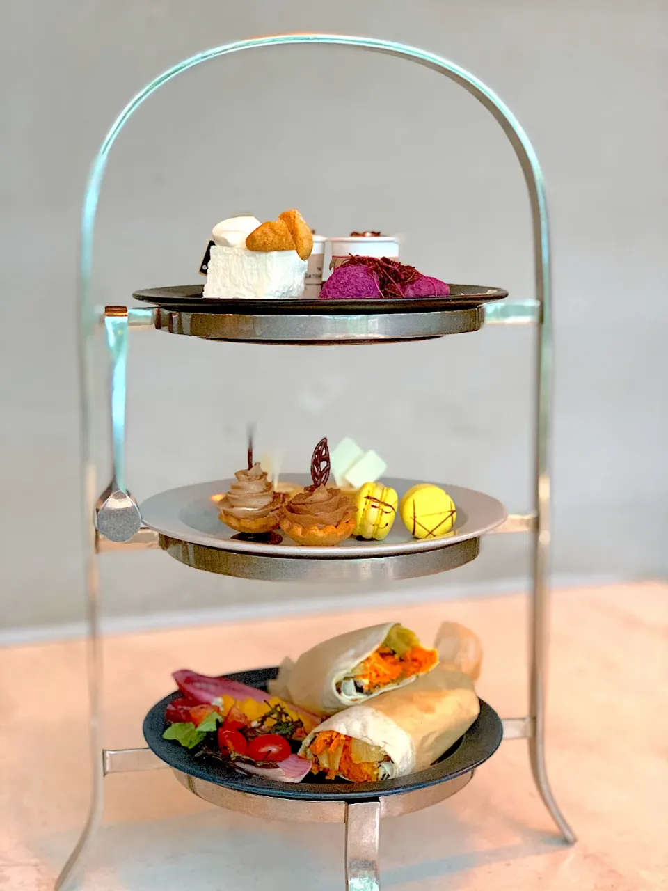 友人とアフタヌーンティー🍃|Seikoさん