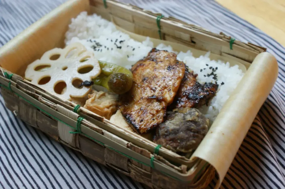 Snapdishの料理写真:おでん弁当|はなももさん