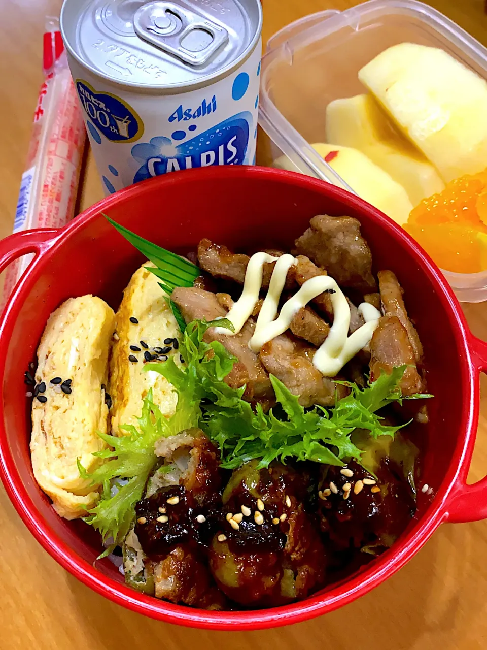 焼肉&ピーマンの肉詰め弁当|まっきんさん