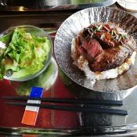 Snapdishの料理写真:フォアグラステーキ丼|ZARさん