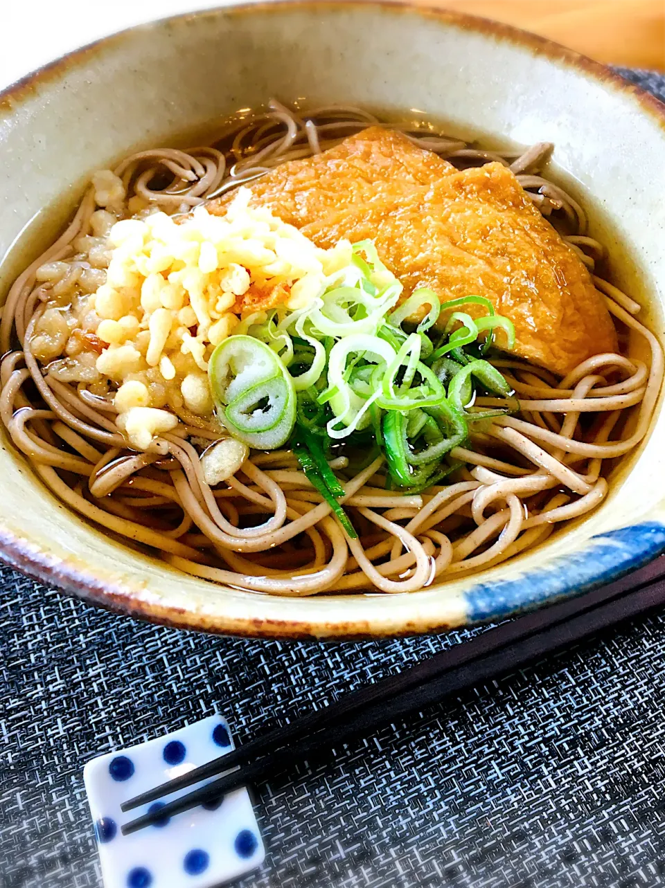 今日のお家で子どもとランチは                    子どもも蕎麦活！(笑) キツネとタヌキの仲良し蕎麦✨|ミッチ☆ママさん