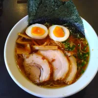 Snapdishの料理写真:ラーメン武蔵（たけぞう）
丸鶏醤油ラーメン　丸得サイズ|VTuber Leviさん