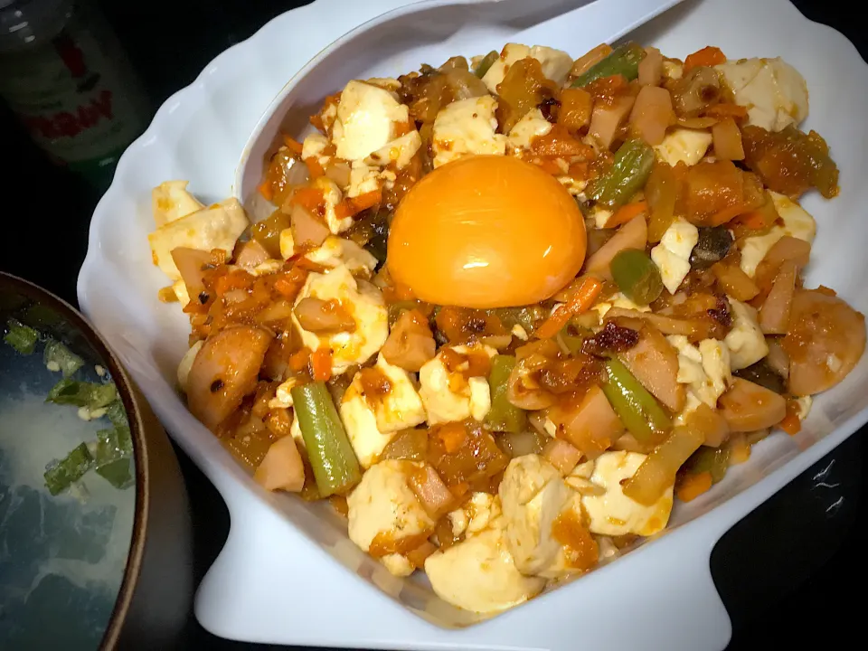 麻婆豆腐を作っていたらこうなった|すくらんぶるえっぐさん