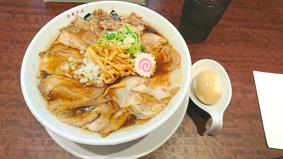 名古屋ふくろう食堂のチャーシュー麺🍜🍥|pinknari🐰🌈さん