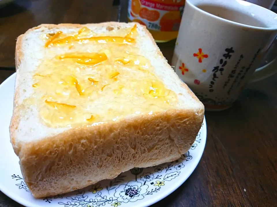 超☆厚切り食パン🍞で朝食😆|hiroeさん