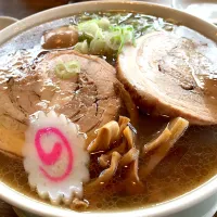 Snapdishの料理写真:鶏ガラトロ肉中華そば|くらんさん