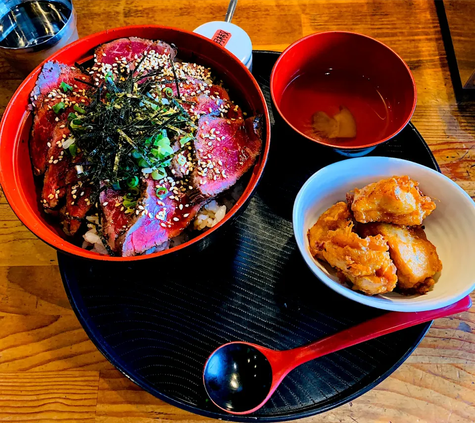 ローストビーフ丼|お姉チャンさん