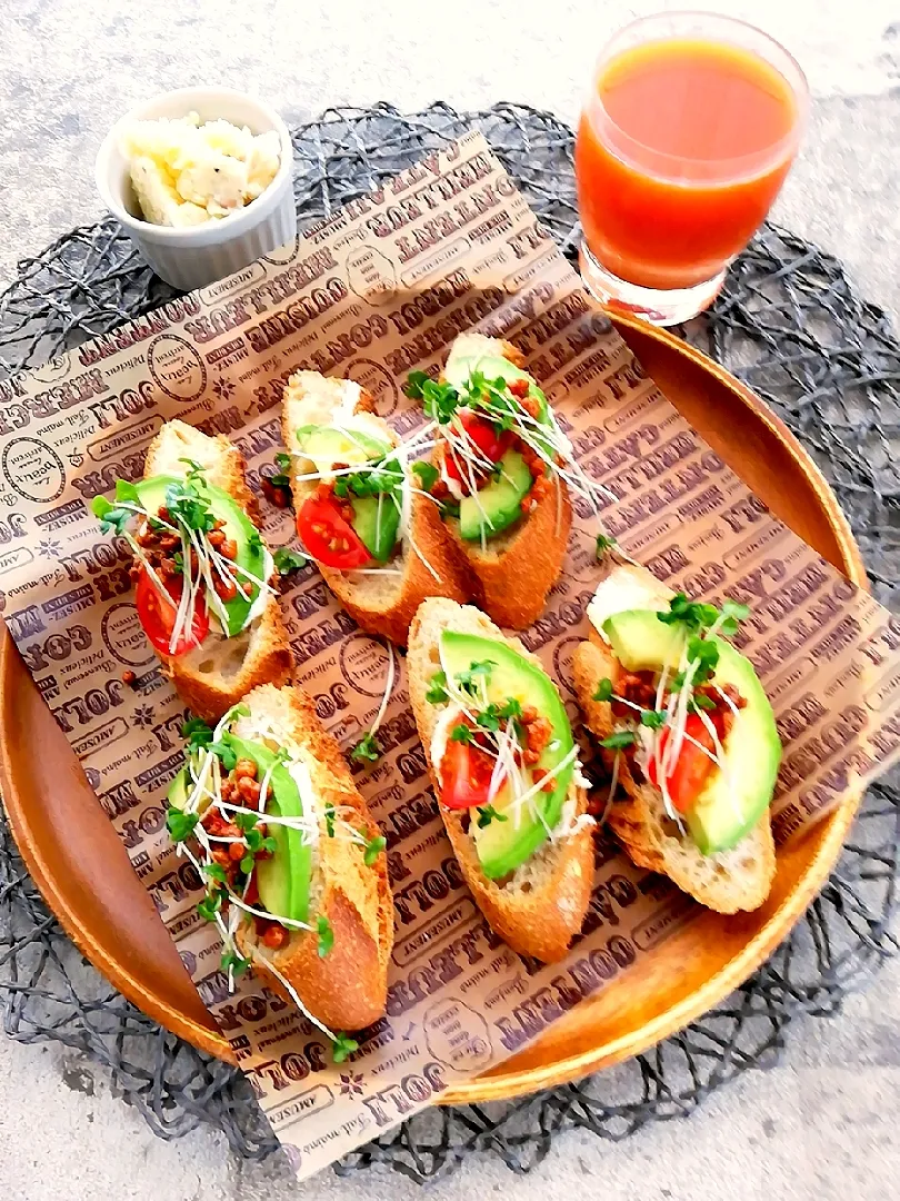 アボカドサラダトースト|ハイドランジアさん