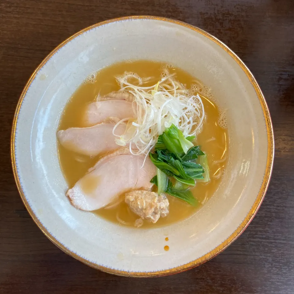 熟成鶏そばしょう油|林とびぃさん