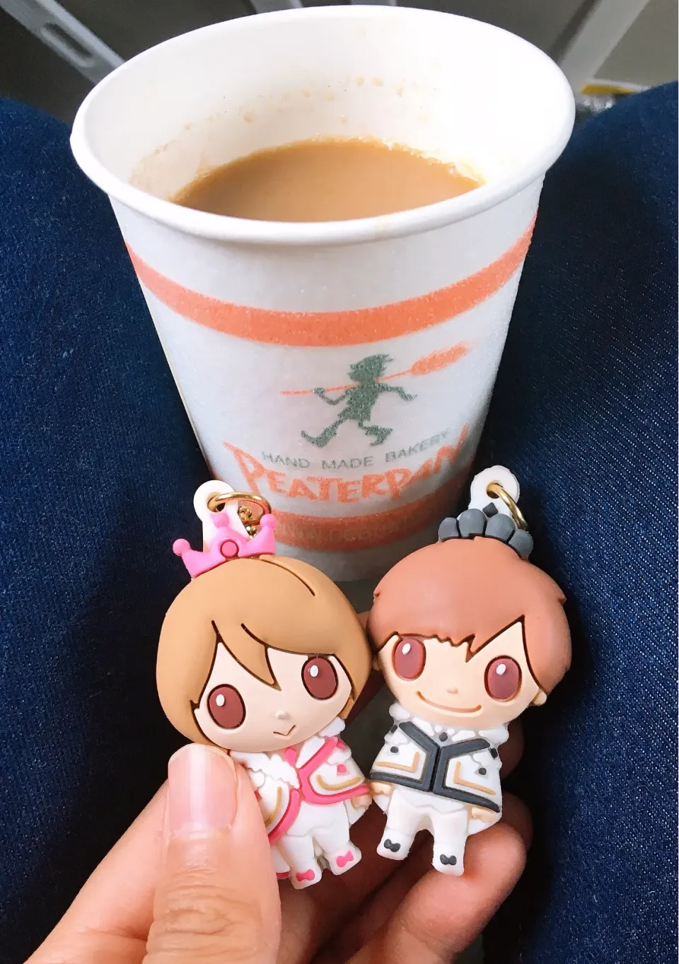 ホットコーヒー💖🖤ピーターパン|なぎさん