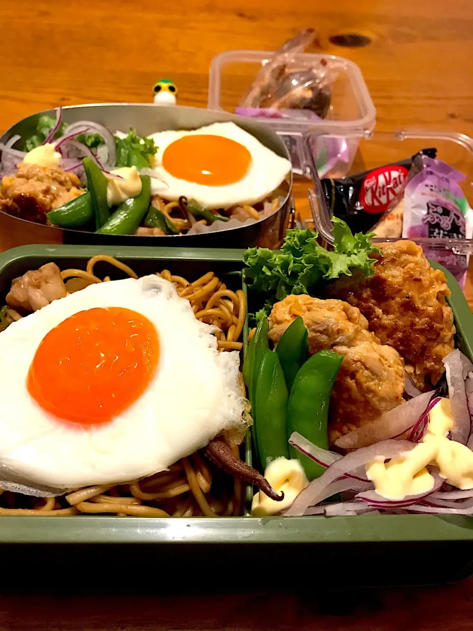 今日の男子女子高校生弁当🍱イカ焼きそば弁当🦑😊|サダさん