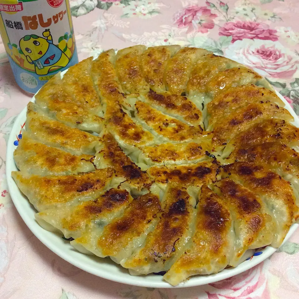 ふなっしーサワーと餃子で家飲み！|夢ーテルさん