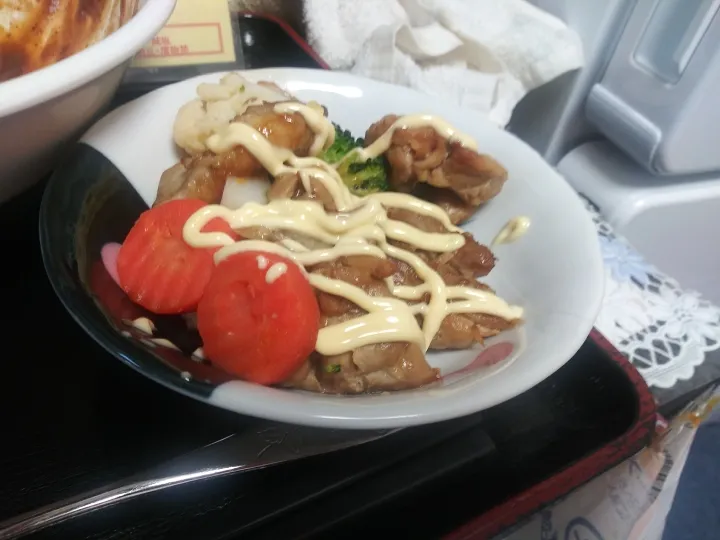 Snapdishの料理写真:焼き鳥丼|こやっこさん