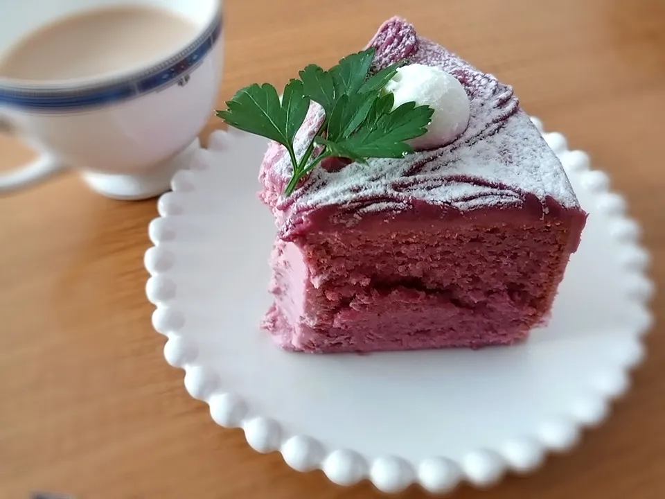 Snapdishの料理写真:紫芋のモンブランシフォンケーキ|＊抹茶＊さん