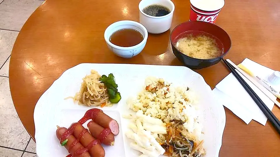 ☀朝食バイキング...♪*ﾟ🍴|内藤ひろみさん