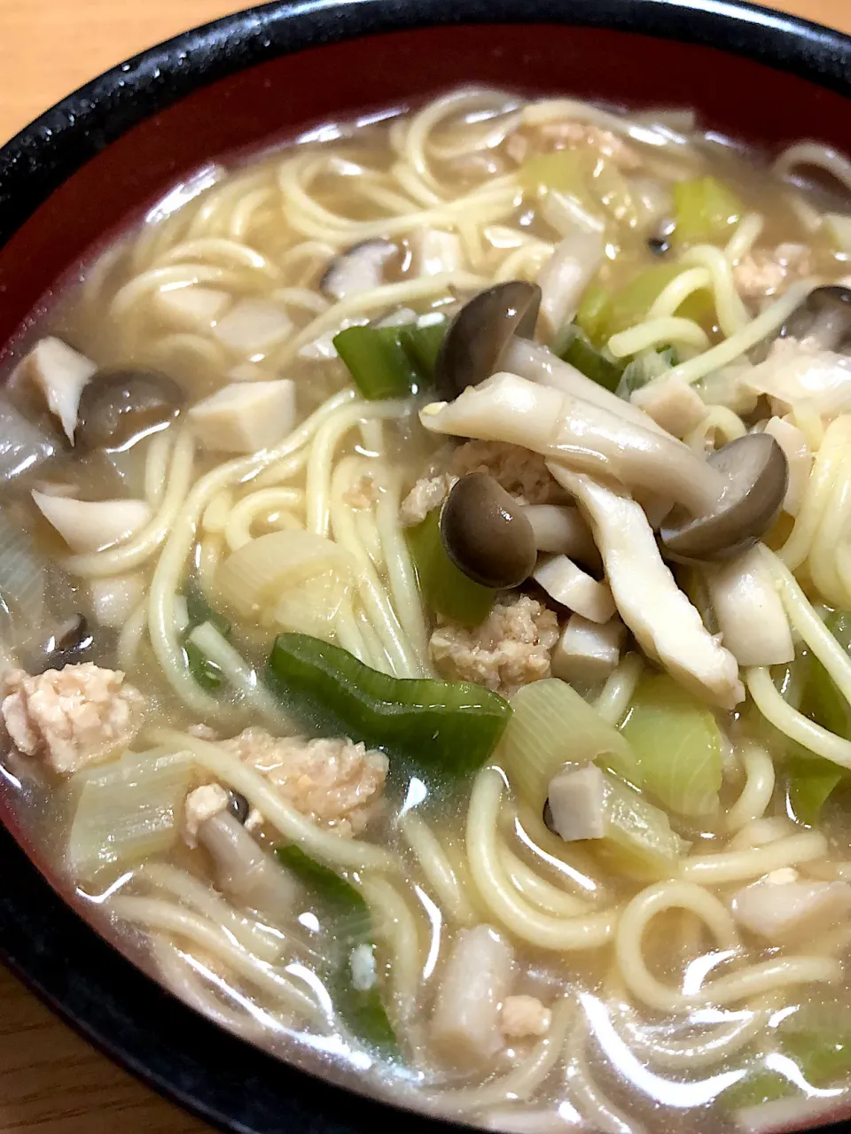 Snapdishの料理写真:きのこ薬膳風麺|ayanaliceさん