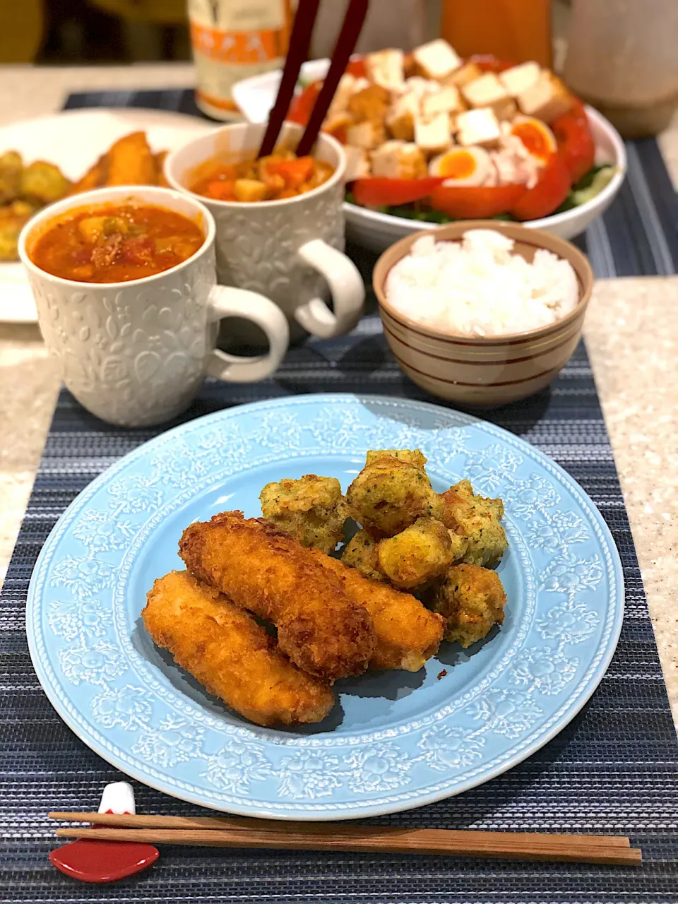 Snapdishの料理写真:ささみ紫蘇チーズかつ！チーズちくわ磯辺揚げ！ミネストローネ🍅！筋肉モリモリサラダ🥗！|Mayumiさん