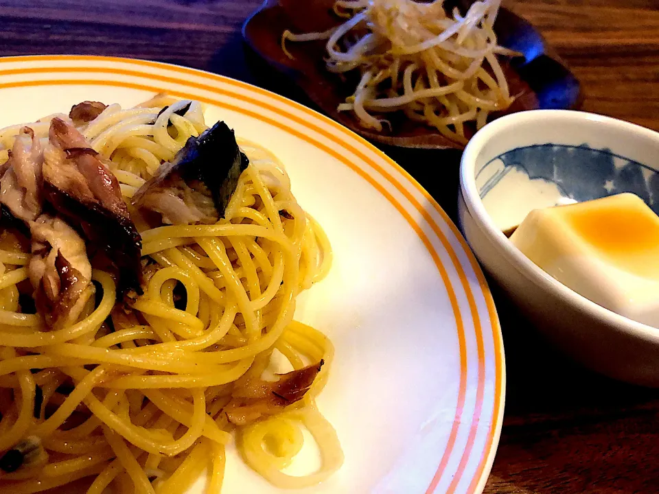 サバペペロンチーノ❁豆腐❁もやしナムル|なんぷぅさん