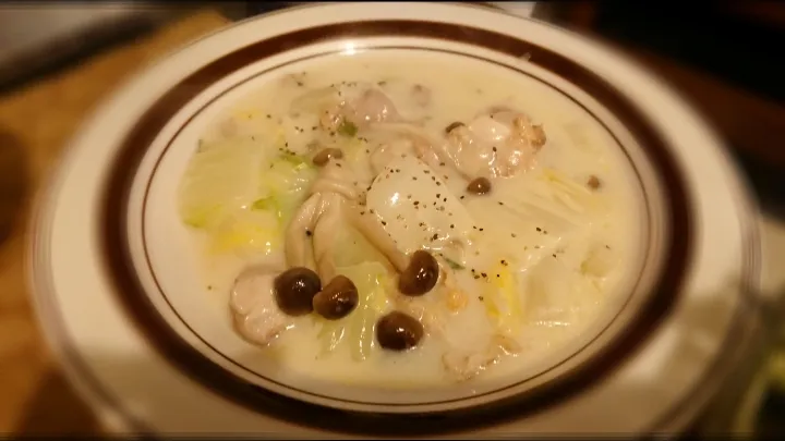 白菜と鶏肉としめじのミルク煮|すもももさん