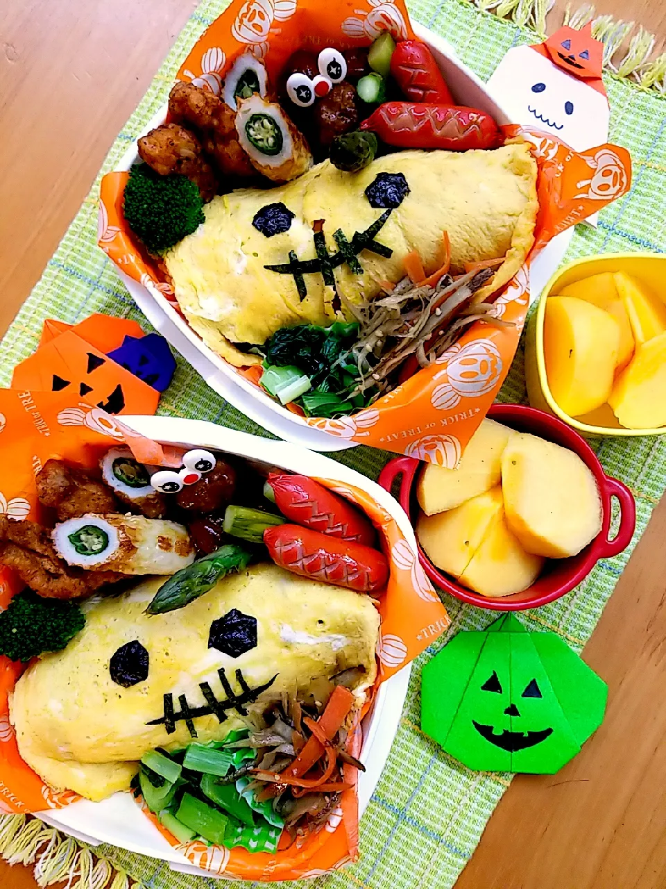 Snapdishの料理写真:10月31日　高2息子と旦那弁当|あけみさん