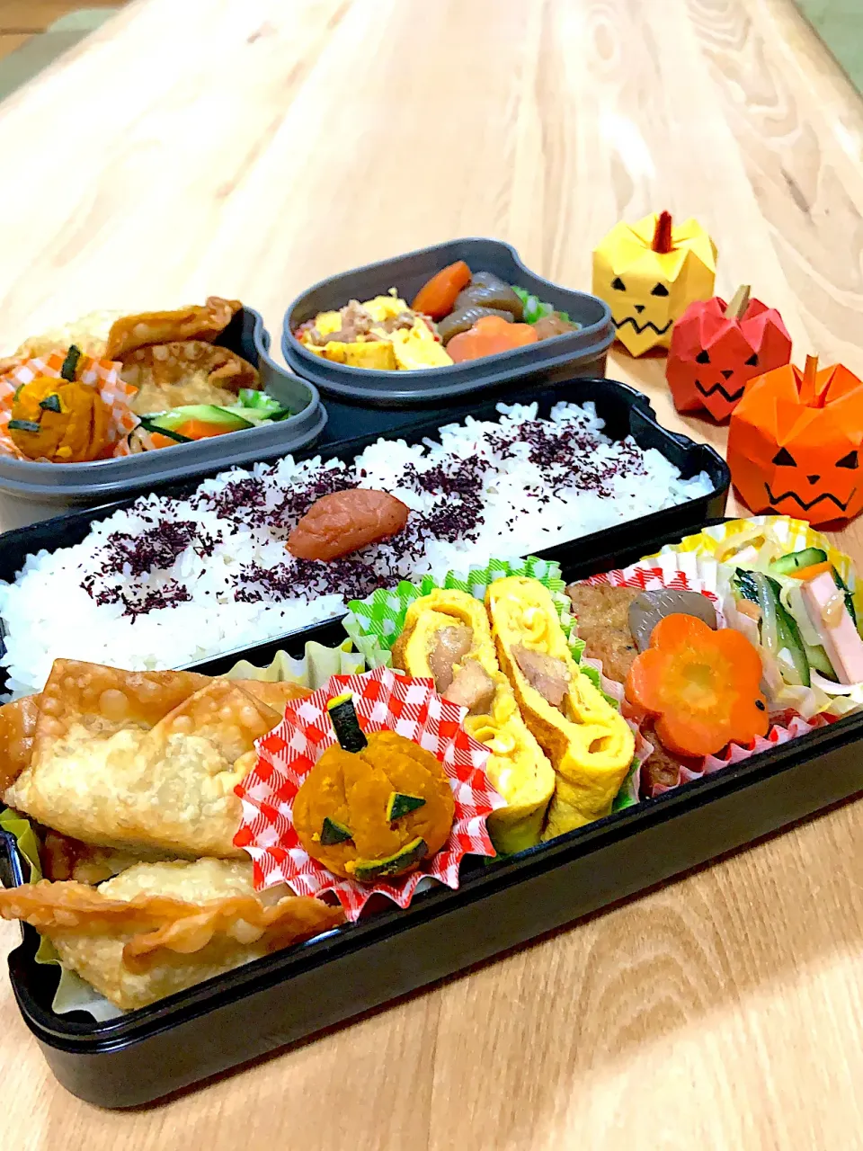 ハロウィン！揚げ餃子弁当|いとはんさん