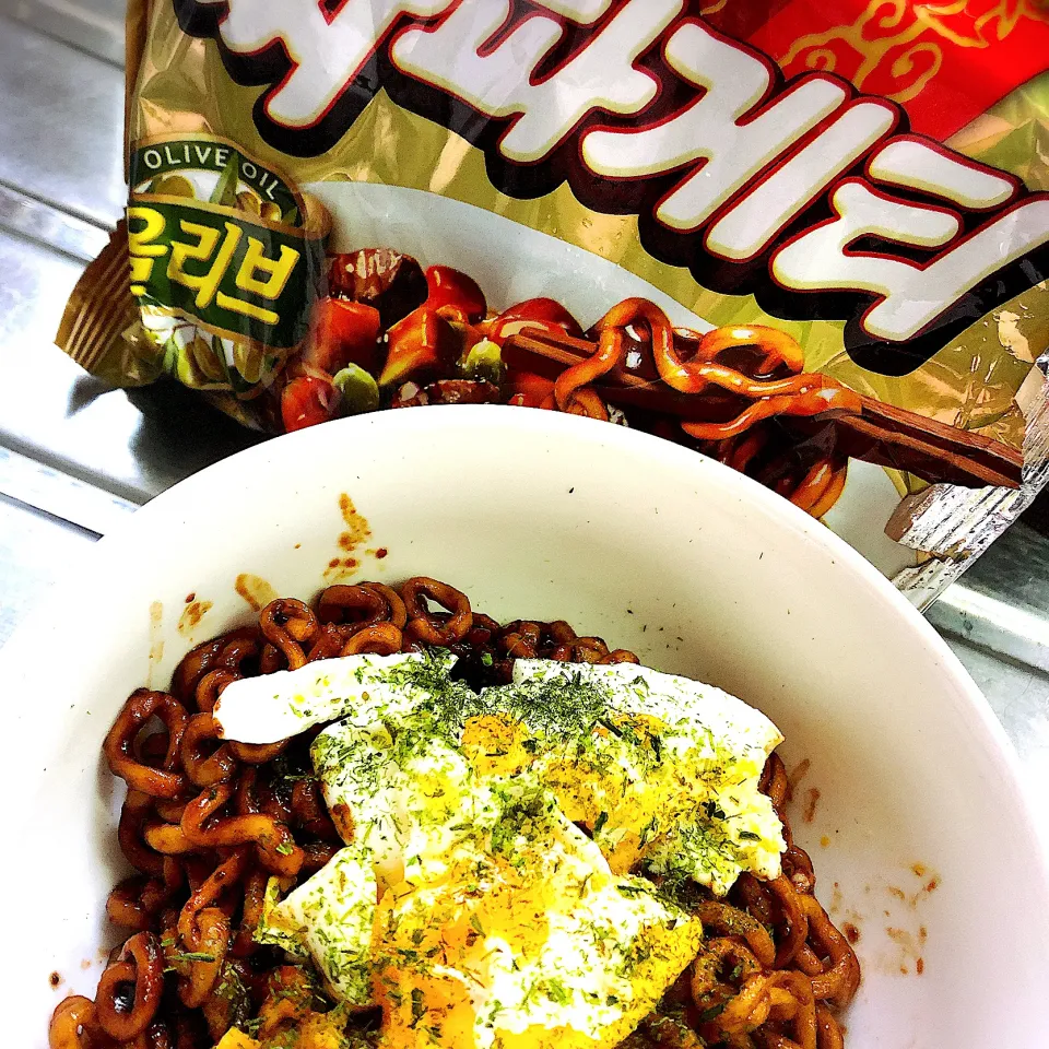 韓国のインスタント麺〜짜파게티！チャパゲティ|ととろさん