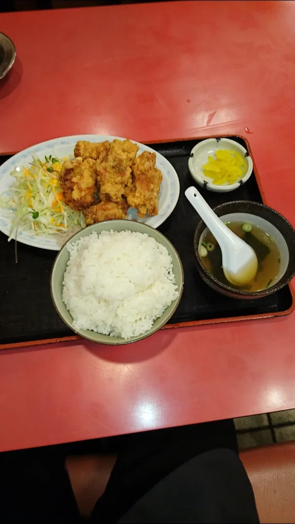 大栄飯店の唐揚げ定食|タカシさん