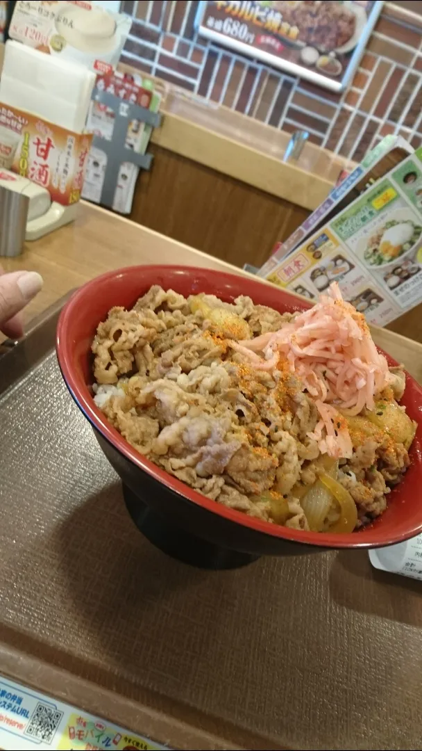 すき家牛丼メガ盛り|タカシさん