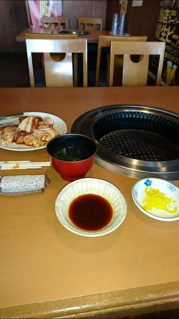 JR塚口駅から徒歩「尼崎牧場」の「牧場ランチ」食べ放題|タカシさん