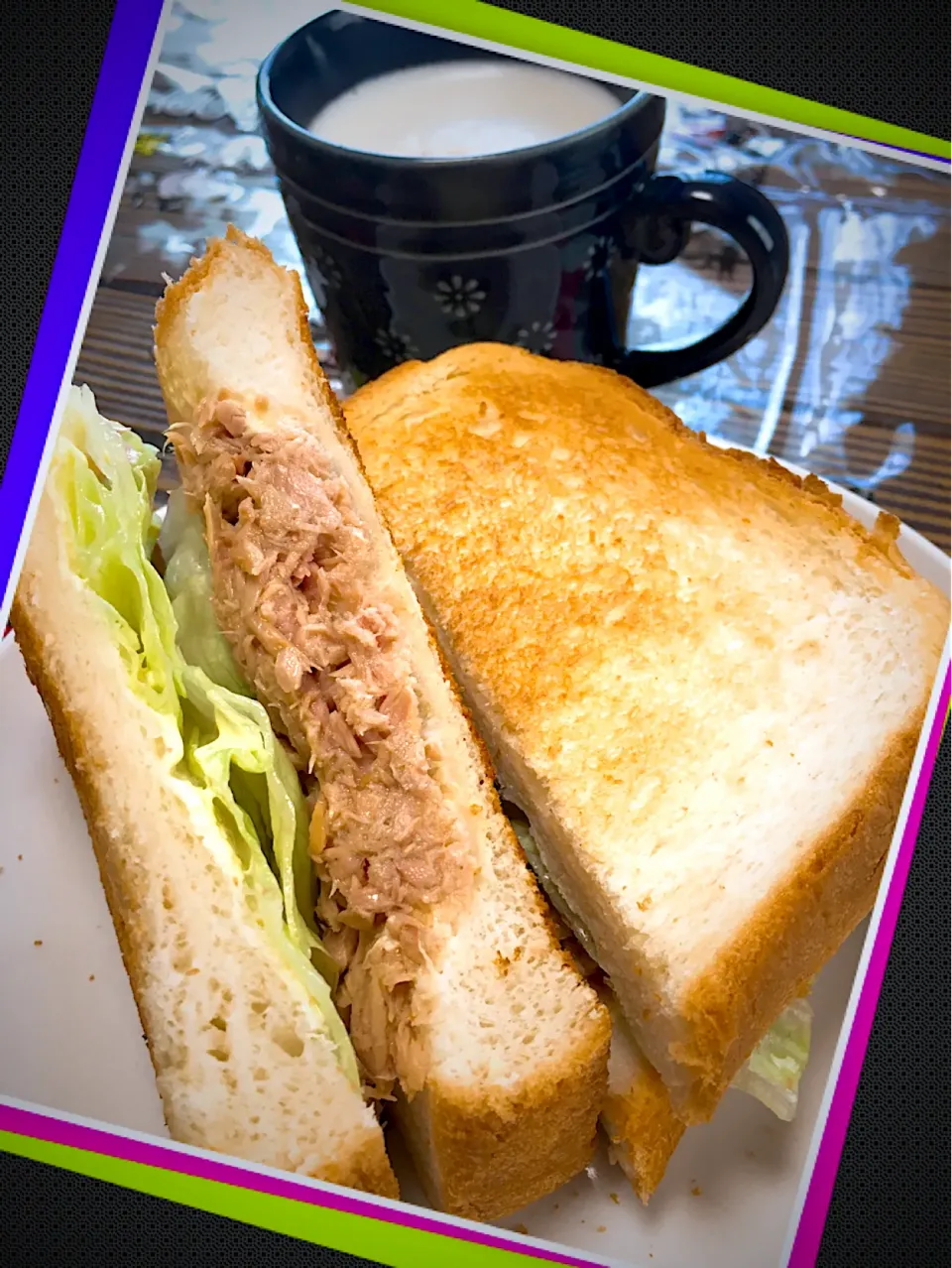 ツナホットサンド&カプチーノ lunch🥪|ようか✩.*˚さん