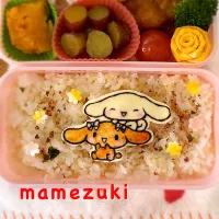 キャラ弁⭐︎シナモンロールとモカ|ヒロヾ(๑╹◡╹)ﾉ"さん