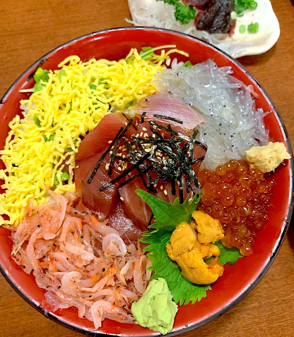 沼津三色丼|たーばーたーさん