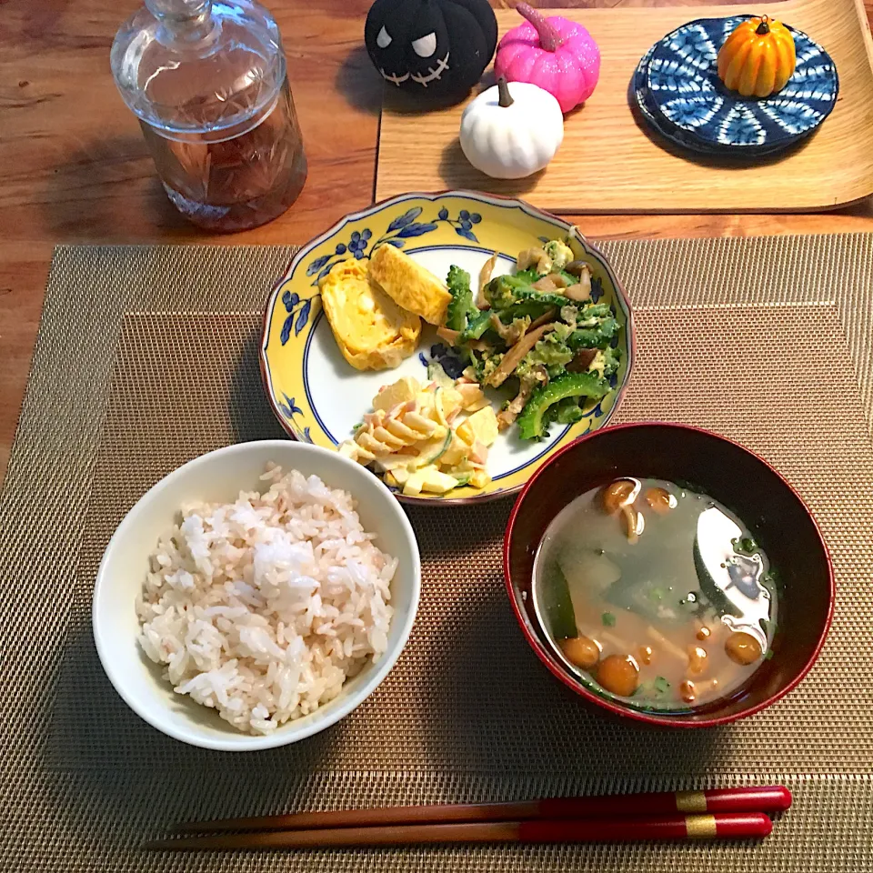 ローゼルさんちの朝ごはん 2019・10・30|ローゼルさん