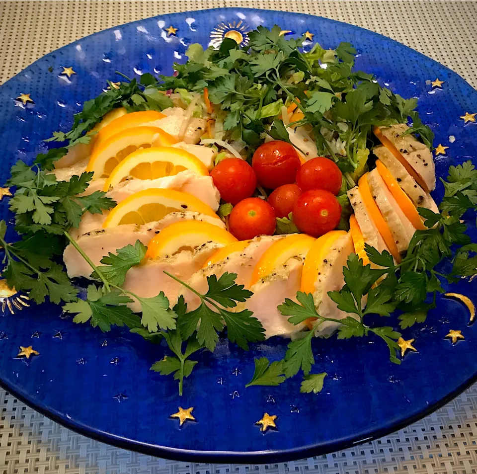 🐔鶏胸肉のコンフィをスライスしてマイヤーレモン🍋挟んでみましたわ🍀|にゃあ（芸名）さん