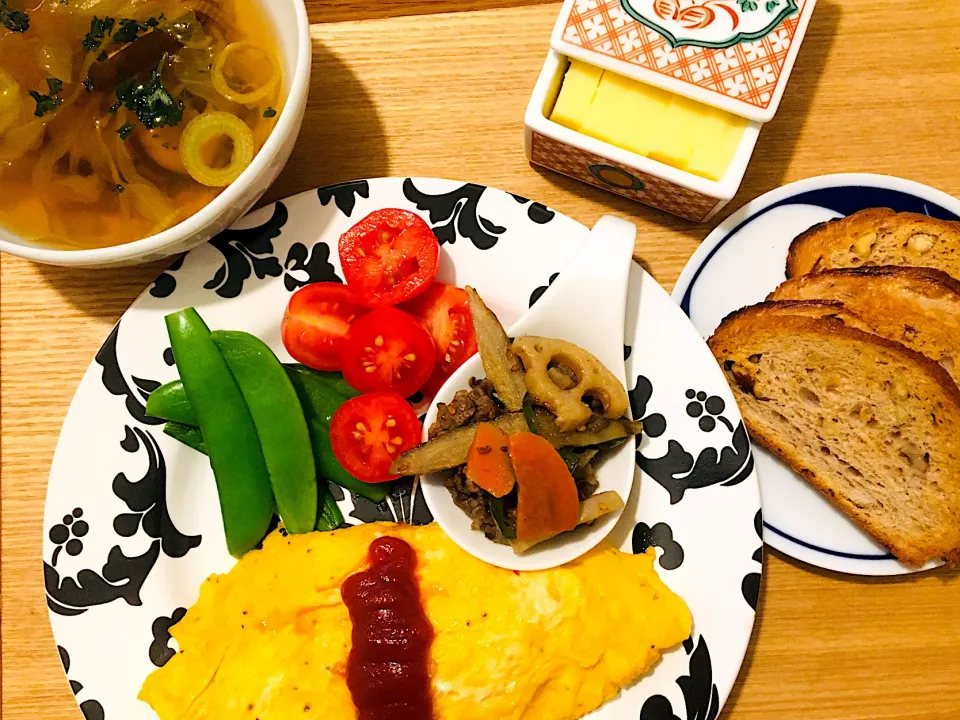 Snapdishの料理写真:…とある日の朝ごはん🍳|Tinaさん