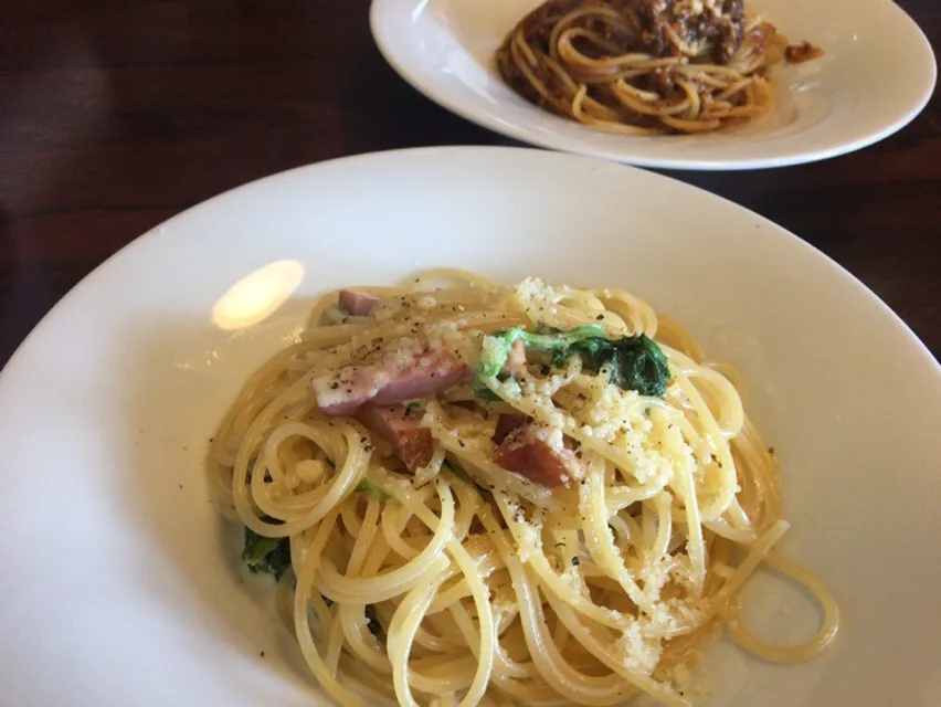 Snapdishの料理写真:ランチはPizzeria D'oro さんで久しぶりにイタリアン＜( ˙-˙ )\
パスタは、ボロネーゼ&ベーコンクリーム|ひーちゃんさん