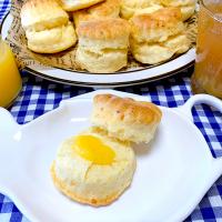 key♪さんのふわサクスコーンとおかなさんのレモンカード🍋でlunch time🍴