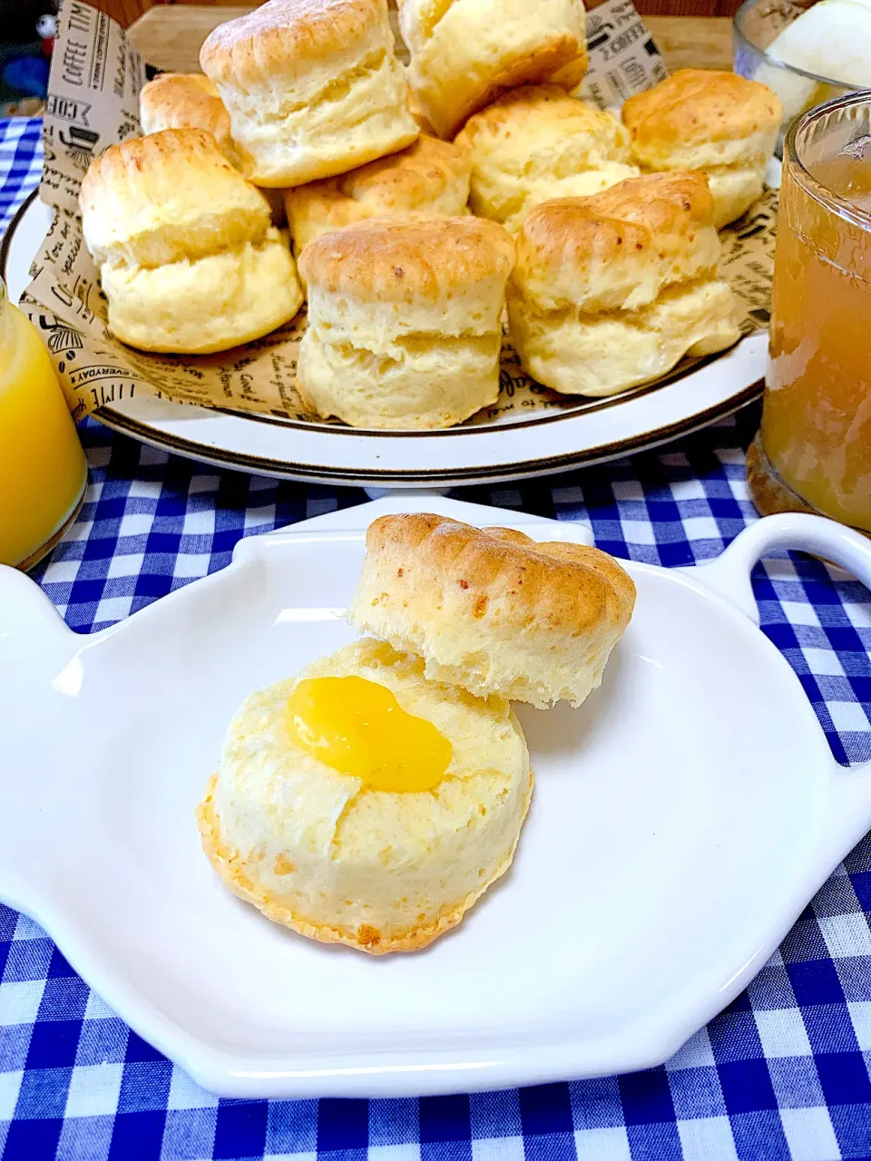 key♪さんのふわサクスコーンとおかなさんのレモンカード🍋でlunch time🍴|❁︎na--na❁︎Nさん