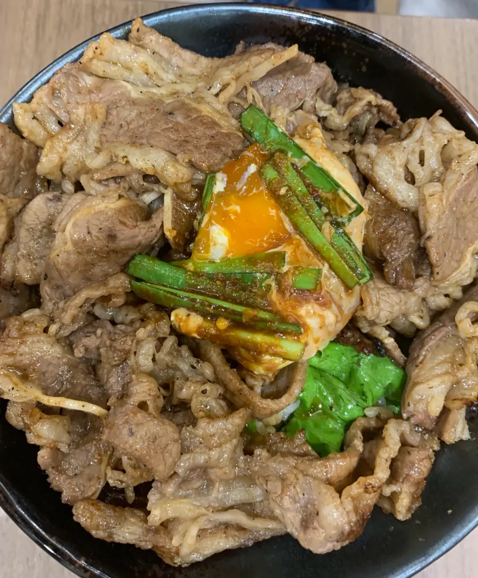 カルビ焼肉丼|takashiwagaさん