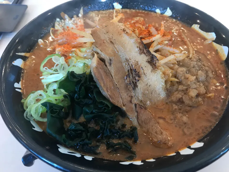 濃厚辛味噌ラーメン。こりゃ美味い！|KOMAさん