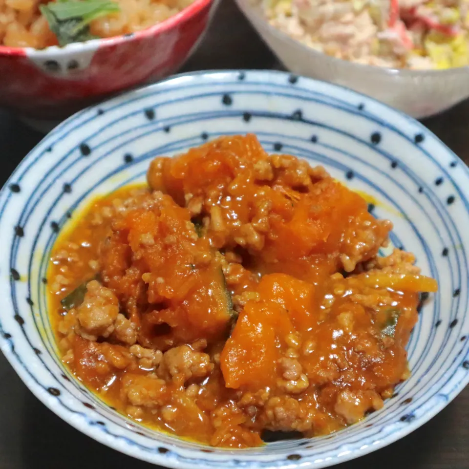 Snapdishの料理写真:かぼちゃと豚ひき肉のそぼろ煮|まゆさん