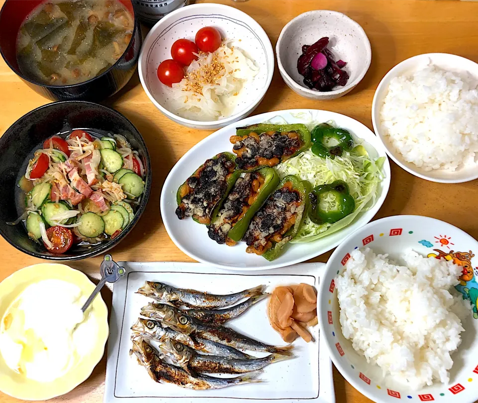 本日の夕飯💗ピーマン納豆詰め&うるめいわし🐟|Makokoさん