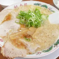 背脂ラーメン|あらたさん