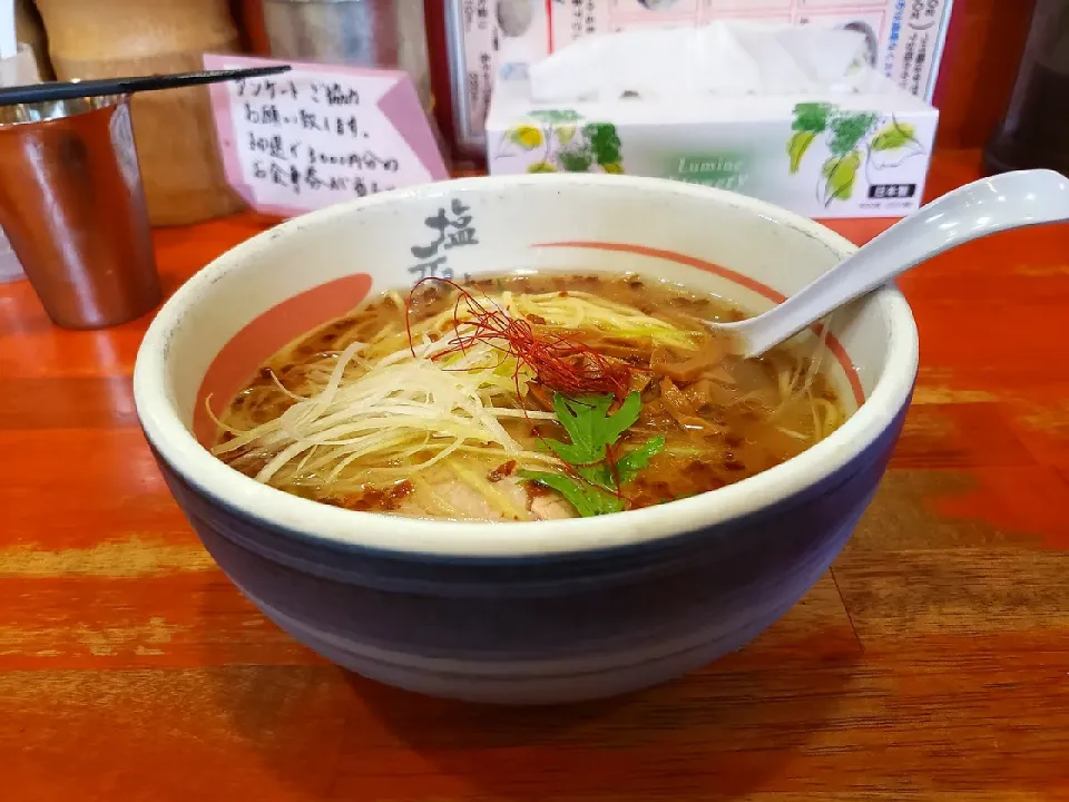 塩元帥の天然塩ラーメン|かっちゃんさん