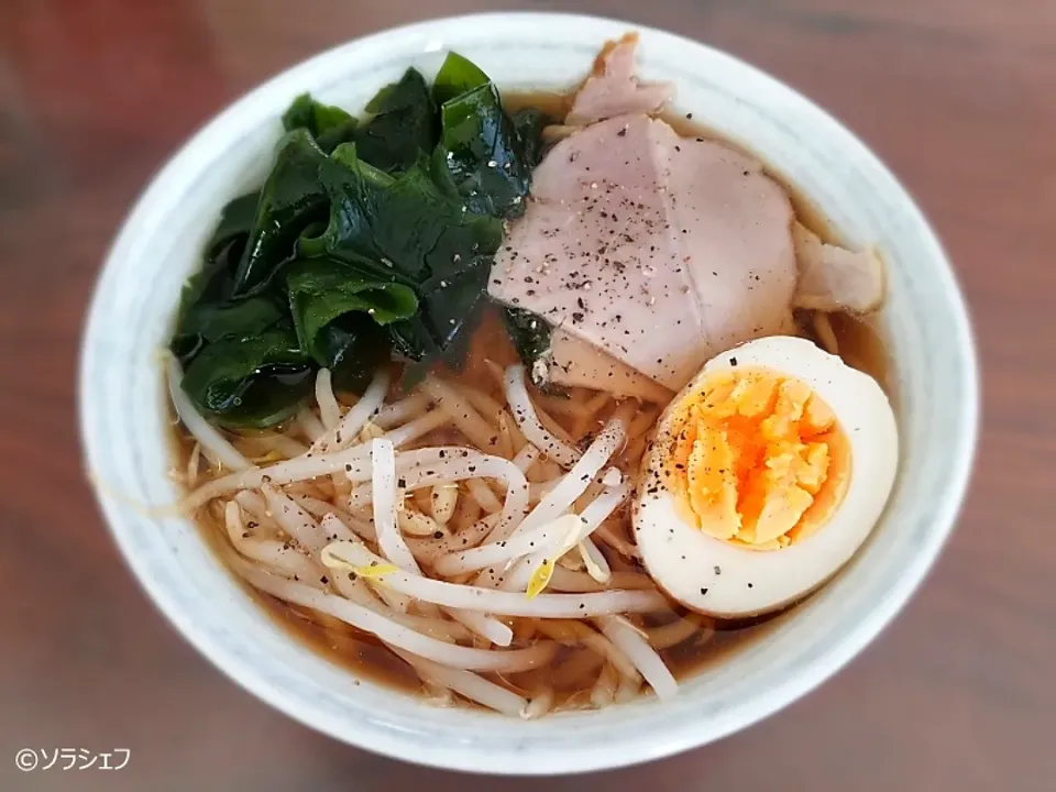 昨日の昼ご飯だよ(*^^*)
★醤油ラーメン|ソラシェフさん